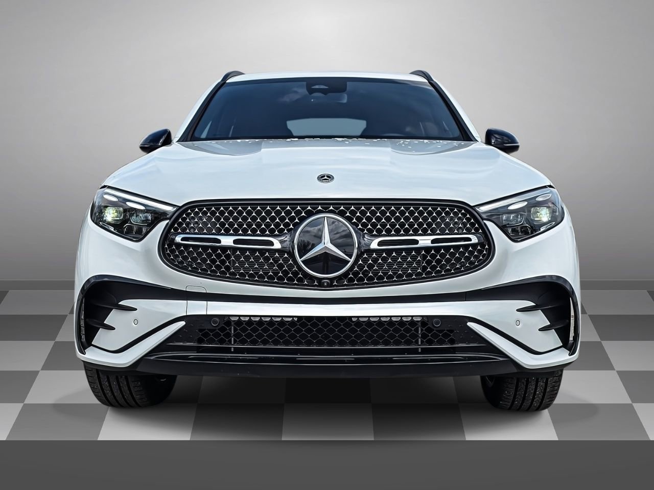 Used 2026 Mercedes-Benz GLC 300 4MATIC image 2