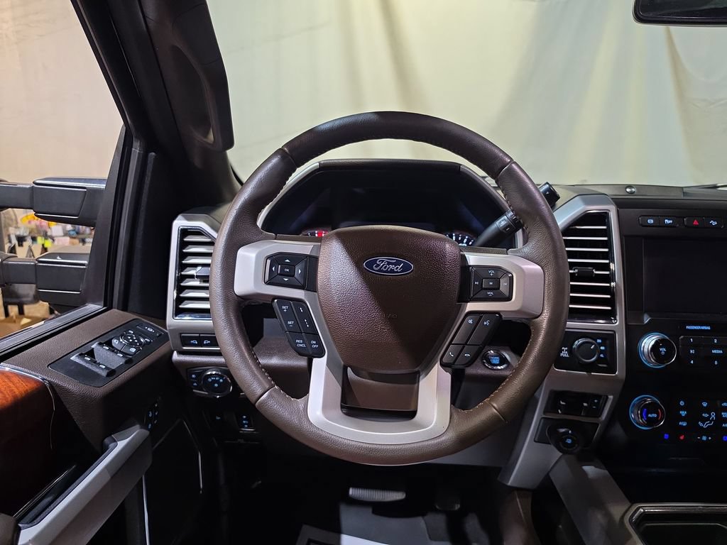Used 2021 Ford F350 King Ranch w/ King Ranch Ultimate Package AWD/4WD image 11