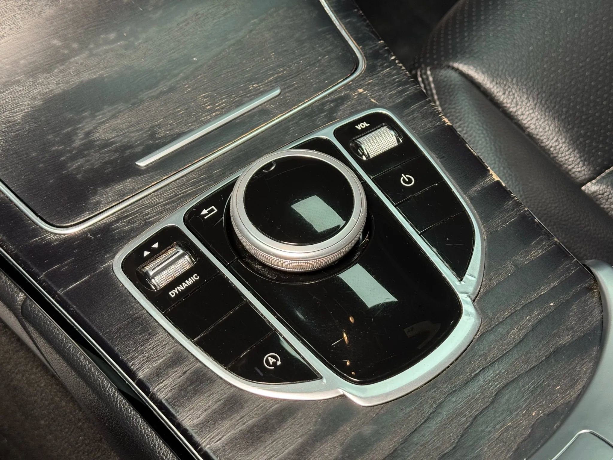 Used 2018 Mercedes-Benz C 300 Sedan image 37