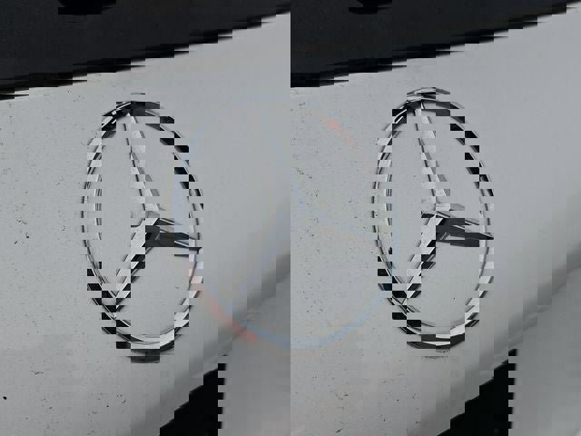 Used 2021 Mercedes-Benz GLC 300 4MATIC w/ Premium Package image 30