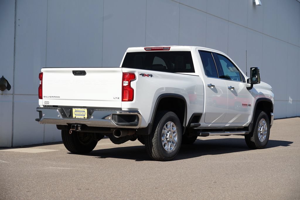 Used 2022 Chevrolet Silverado 2500 LTZ w/ Safety Package AWD/4WD image 3