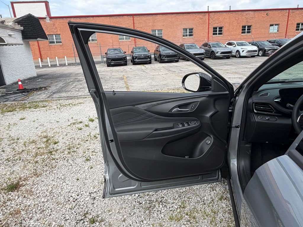 New 2026 Buick Envista Sport Touring w/ Convenience I Package FWD image 19