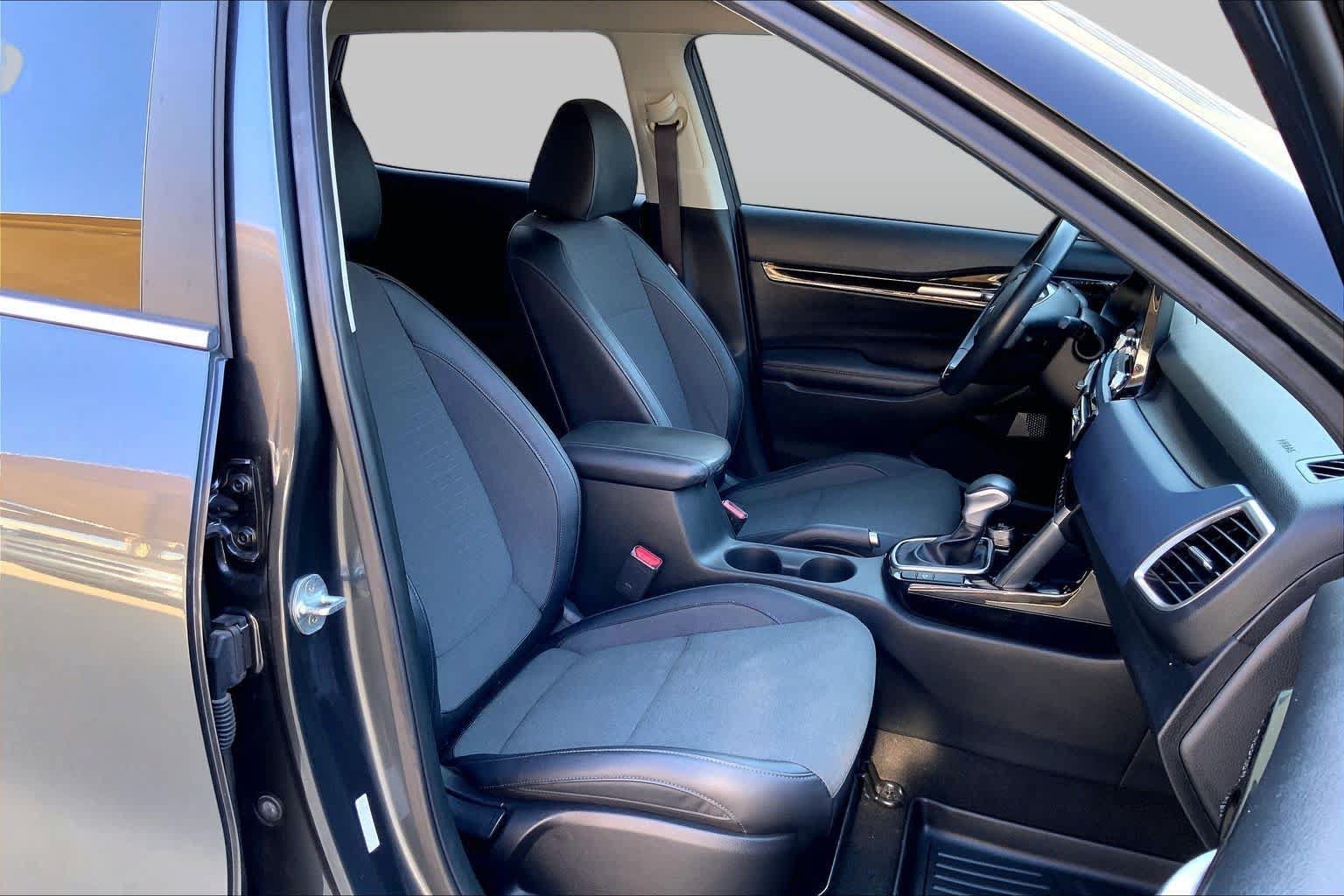 Used 2023 Kia Seltos S w/ Navigation Package FWD image 9