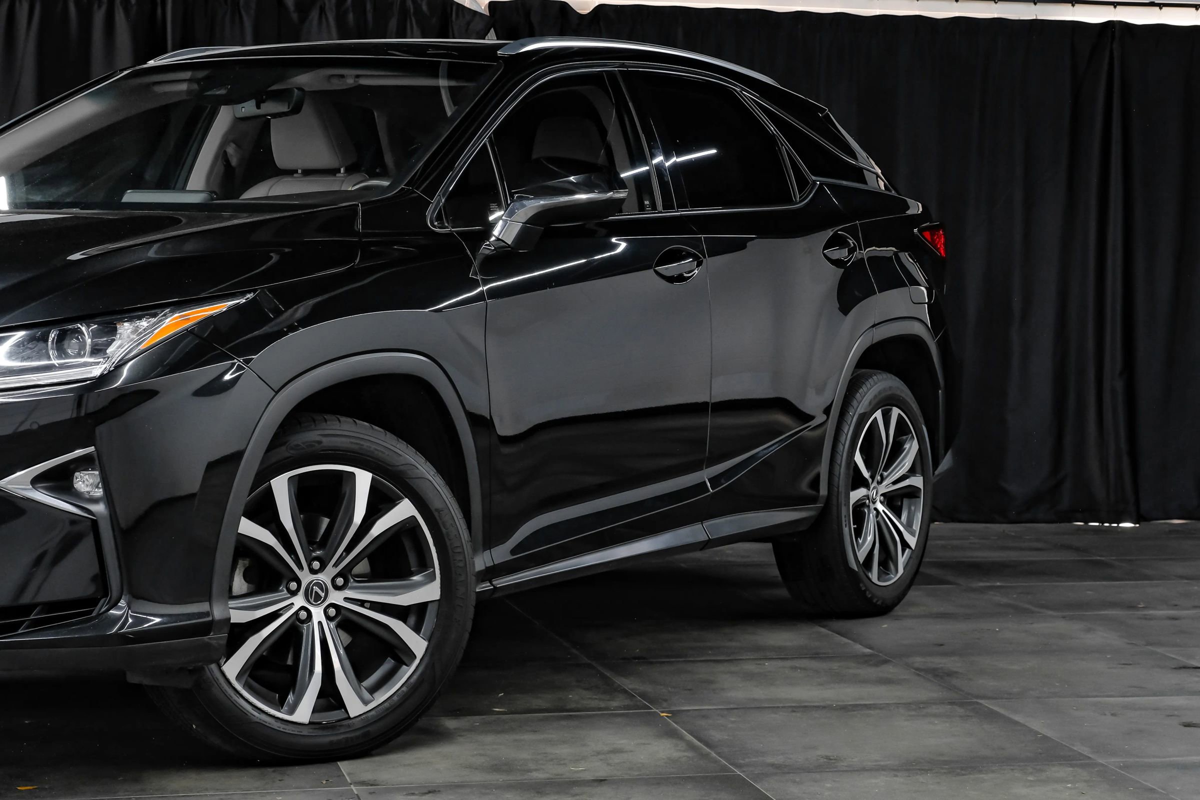 Used 2019 Lexus RX 350 FWD w/ Premium Package image 7