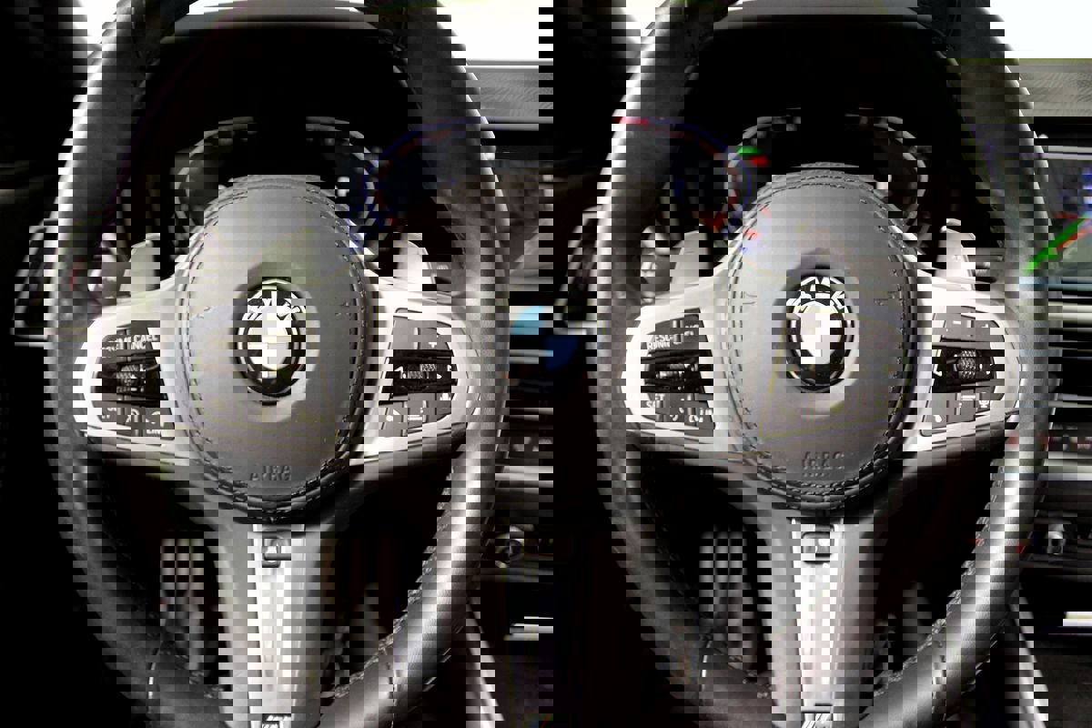 Used 2022 BMW 230i Coupe w/ Premium Package 2 image 6