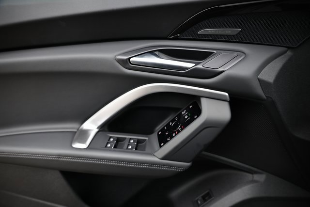 New 2025 Audi Q5 Premium Plus image 14