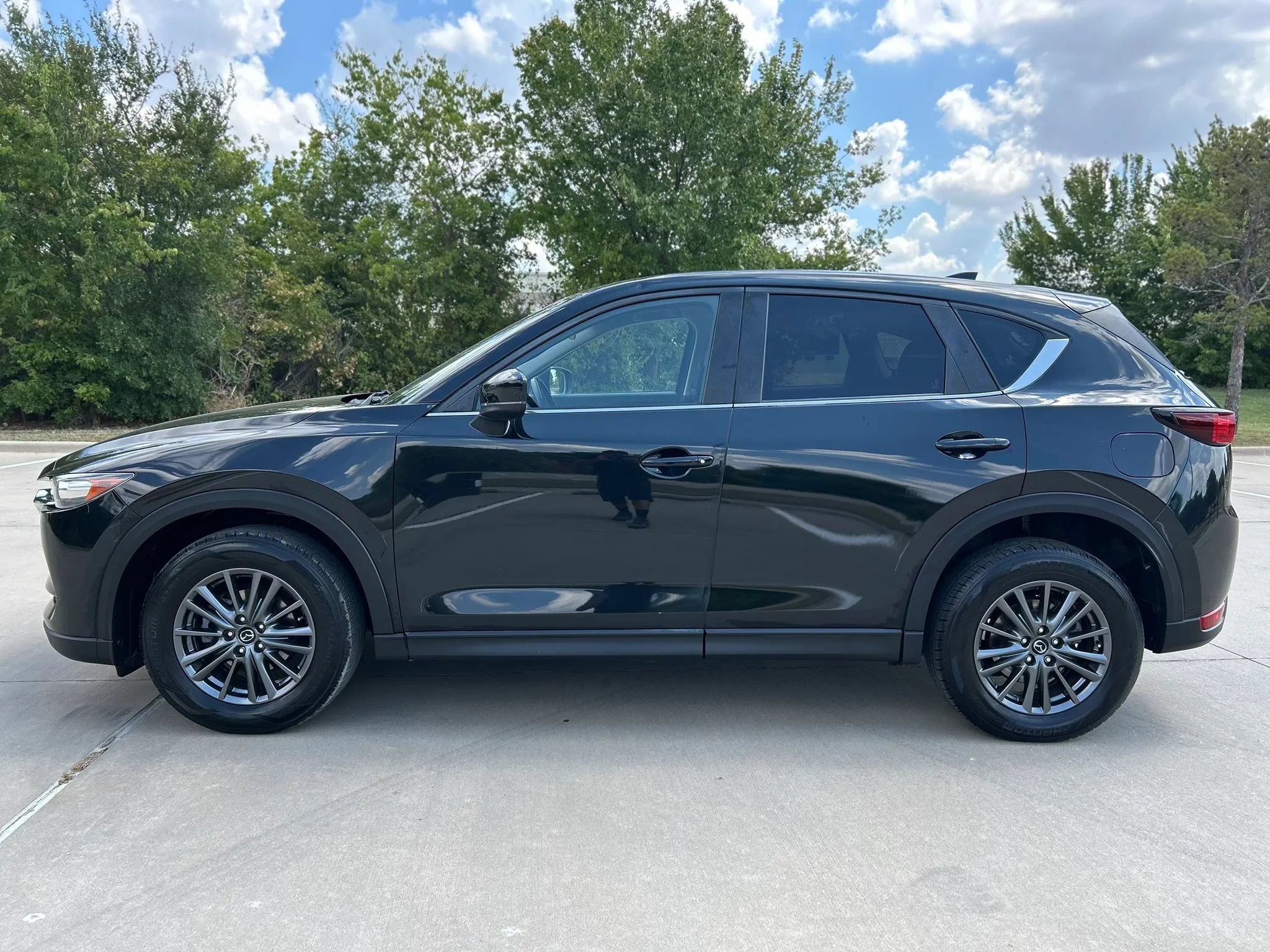 Used 2021 MAZDA CX-5 Touring FWD image 9