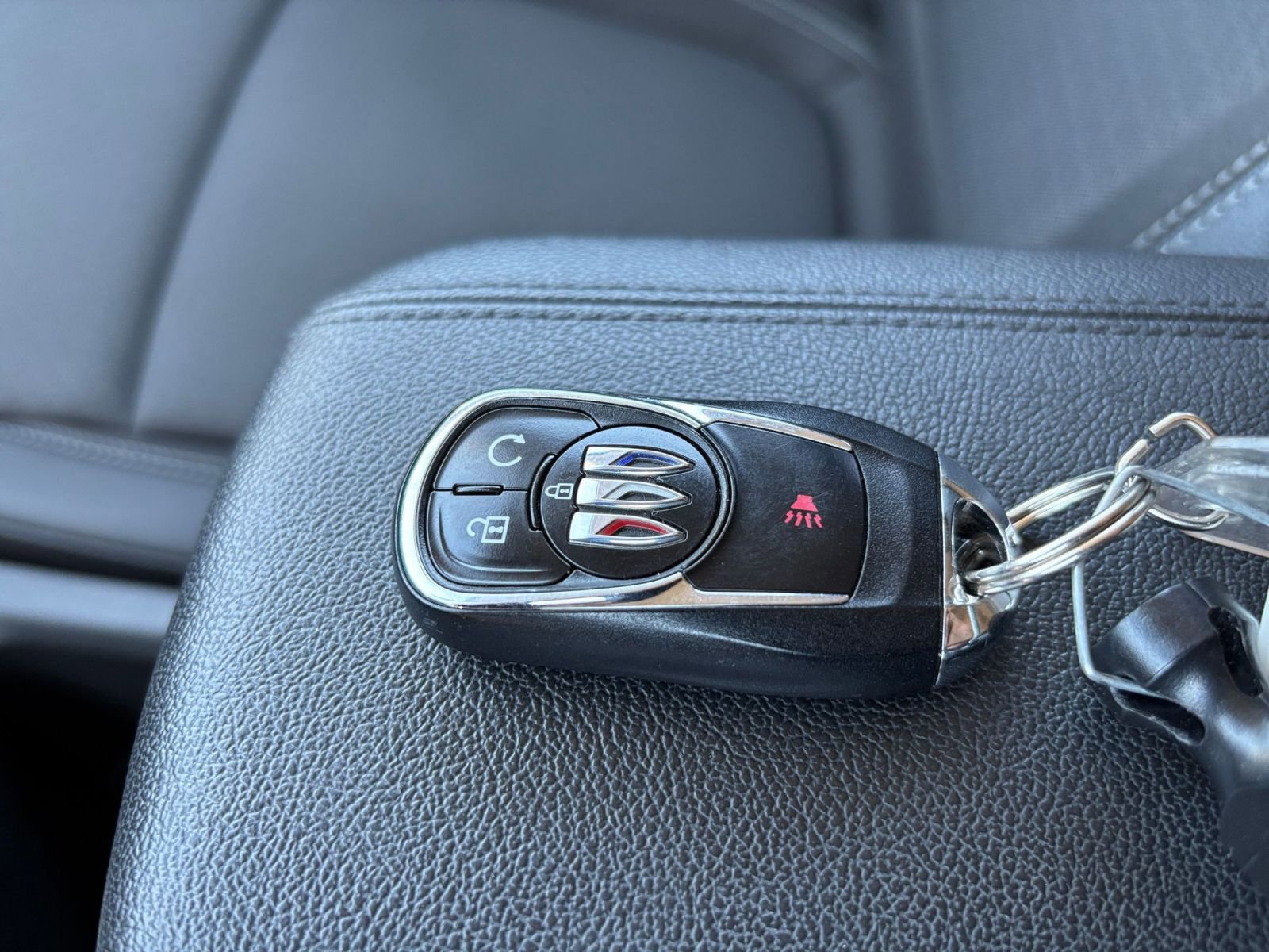 Used 2025 Buick Encore GX Preferred image 20