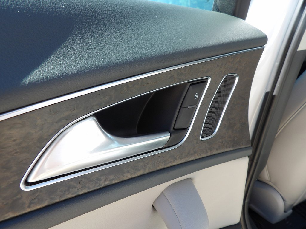 Used 2017 Audi A6 2.0T Premium Plus w/ Premium Plus Package image 33