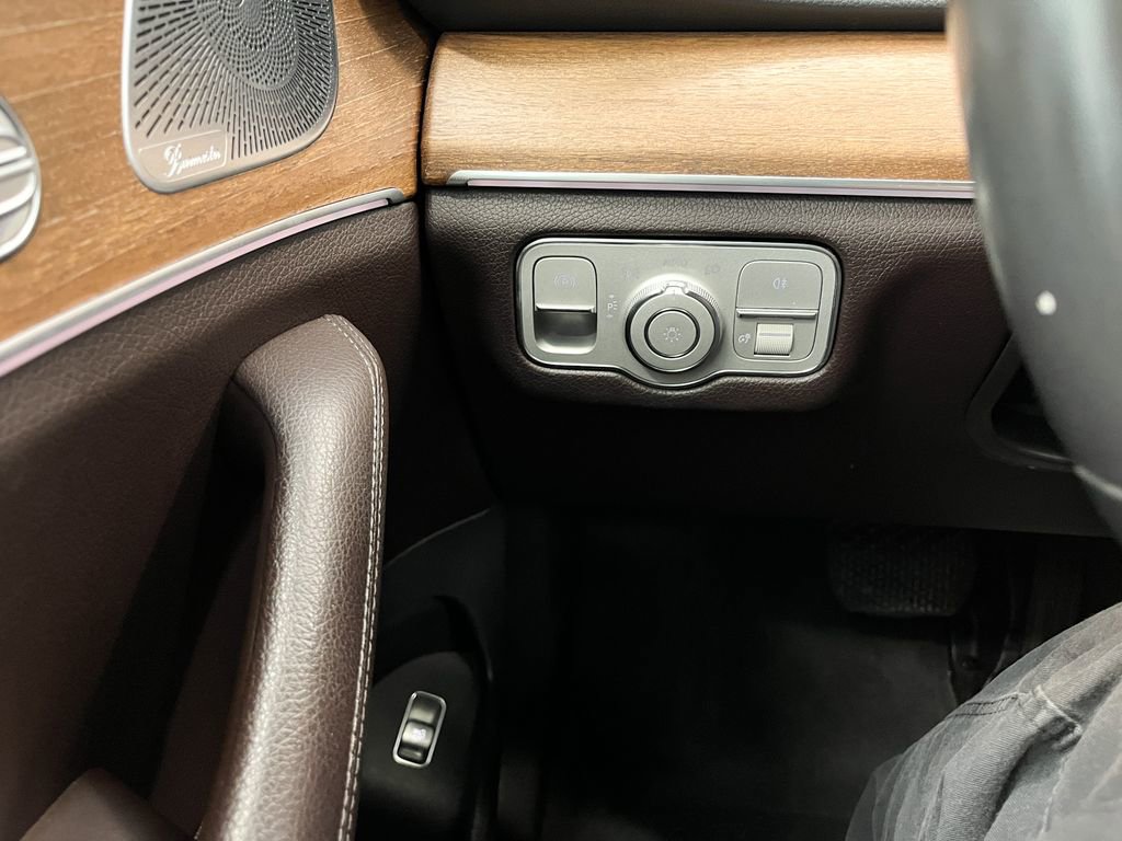 Used 2020 Mercedes-Benz GLE 450 4MATIC w/ Premium Package image 17