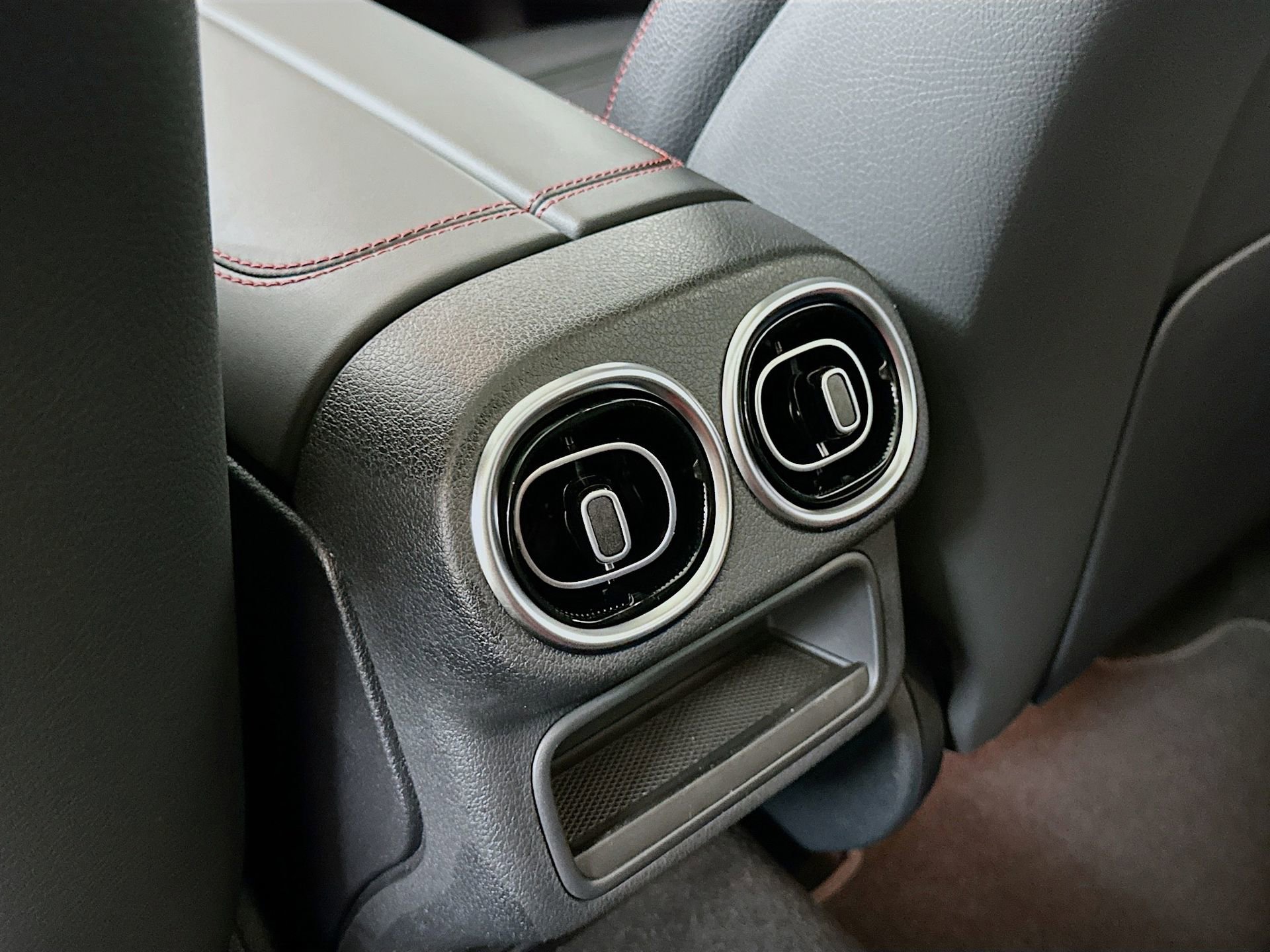 New 2026 Mercedes-Benz GLC 43 AMG 4MATIC image 28