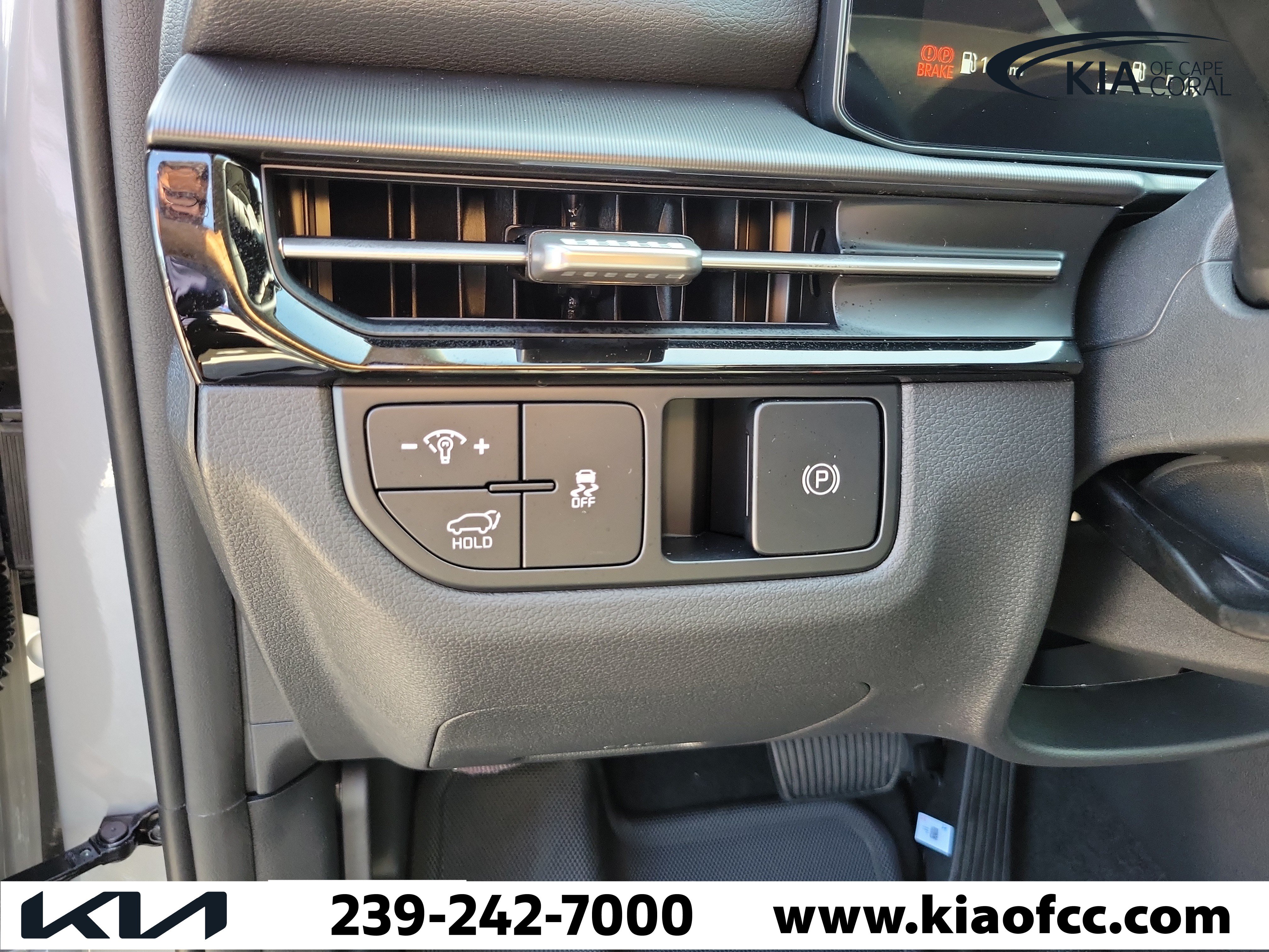 New 2026 Kia Sportage SX FWD image 23