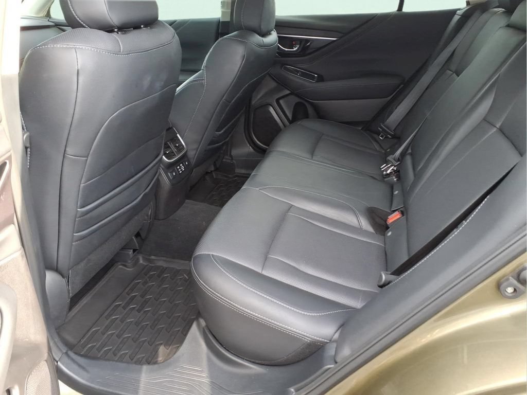 Used 2023 Subaru Outback Limited AWD/4WD image 16