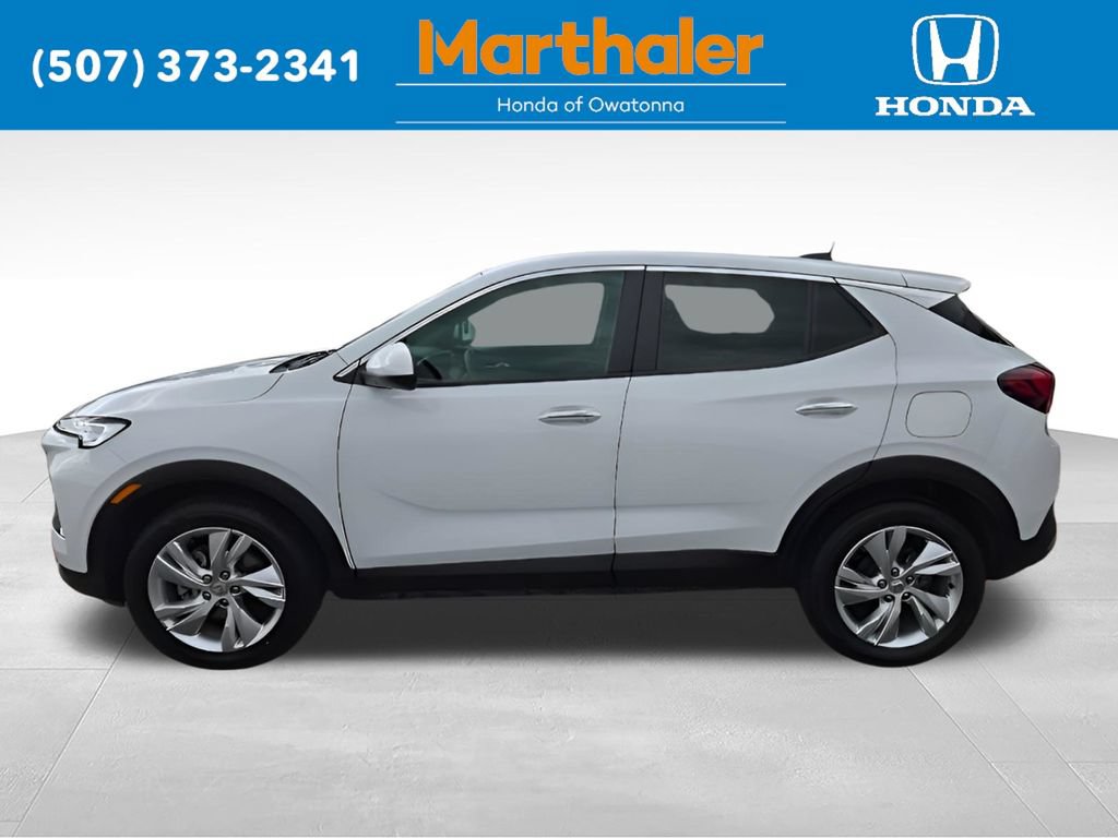 Used 2025 Buick Encore GX Preferred AWD/4WD image 2