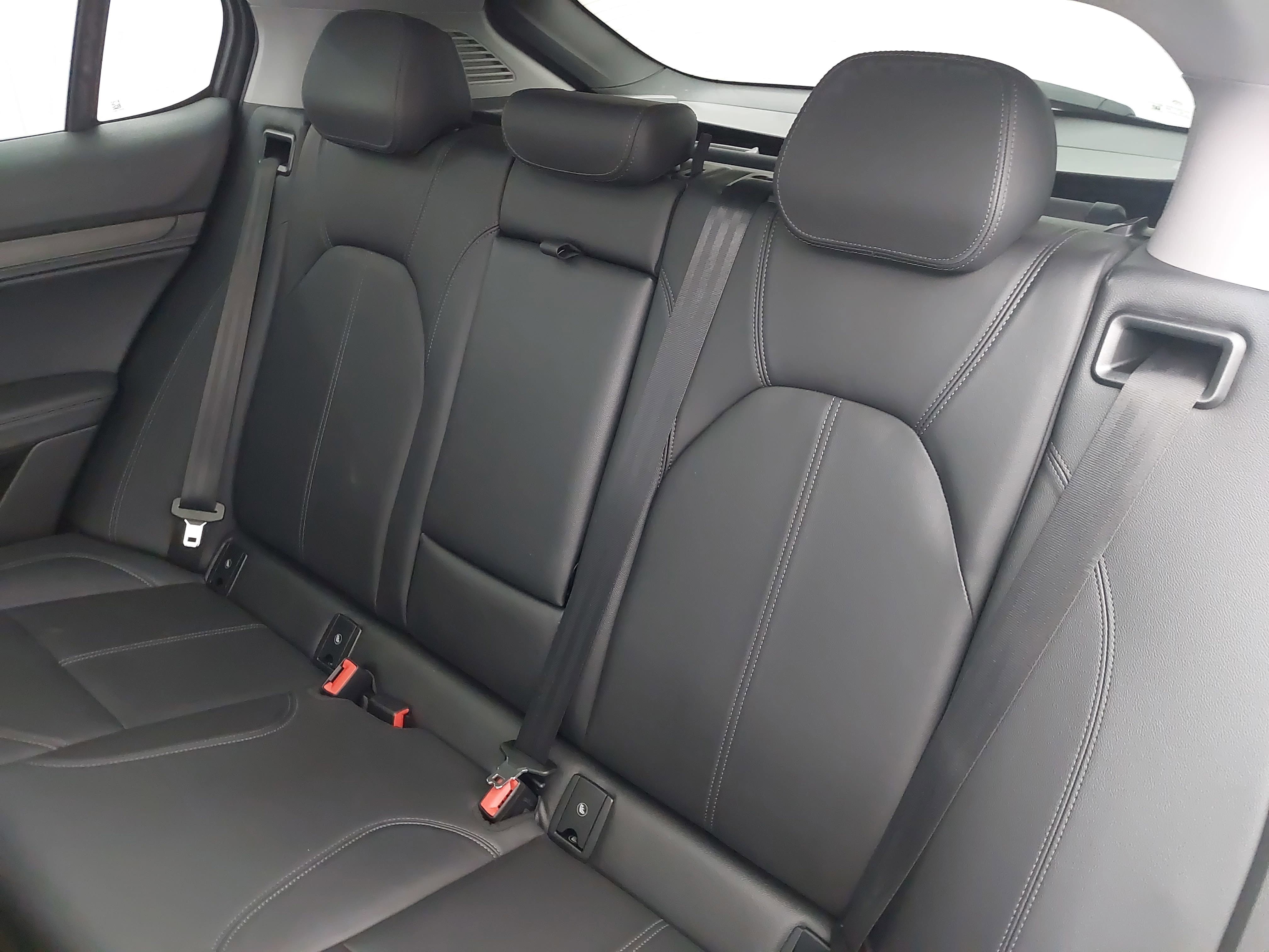 Used 2021 Alfa Romeo Stelvio Ti w/ Nero Edizione image 16