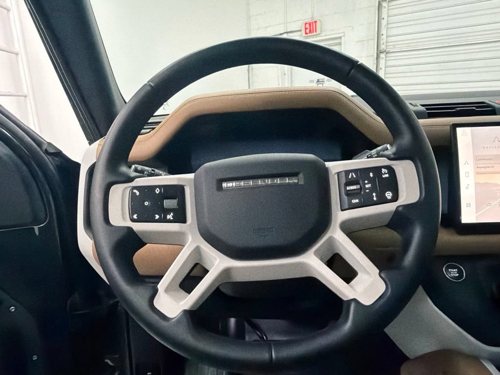 Used 2025 Land Rover Defender 110 S AWD/4WD image 15
