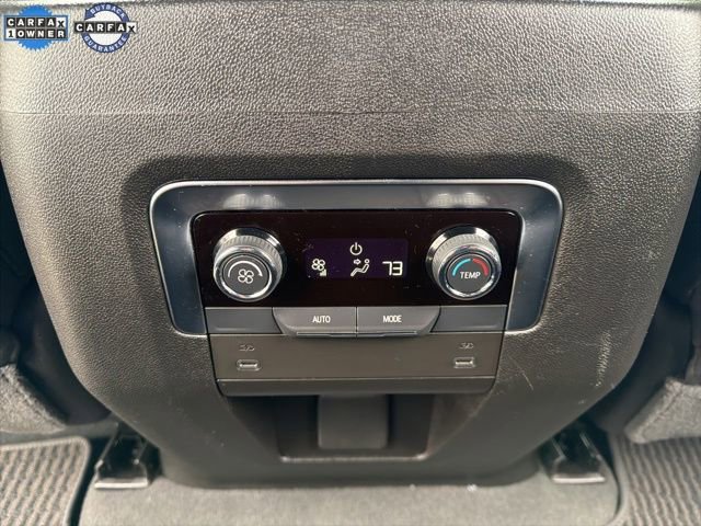 Used 2025 Chevrolet Suburban Z71 image 23