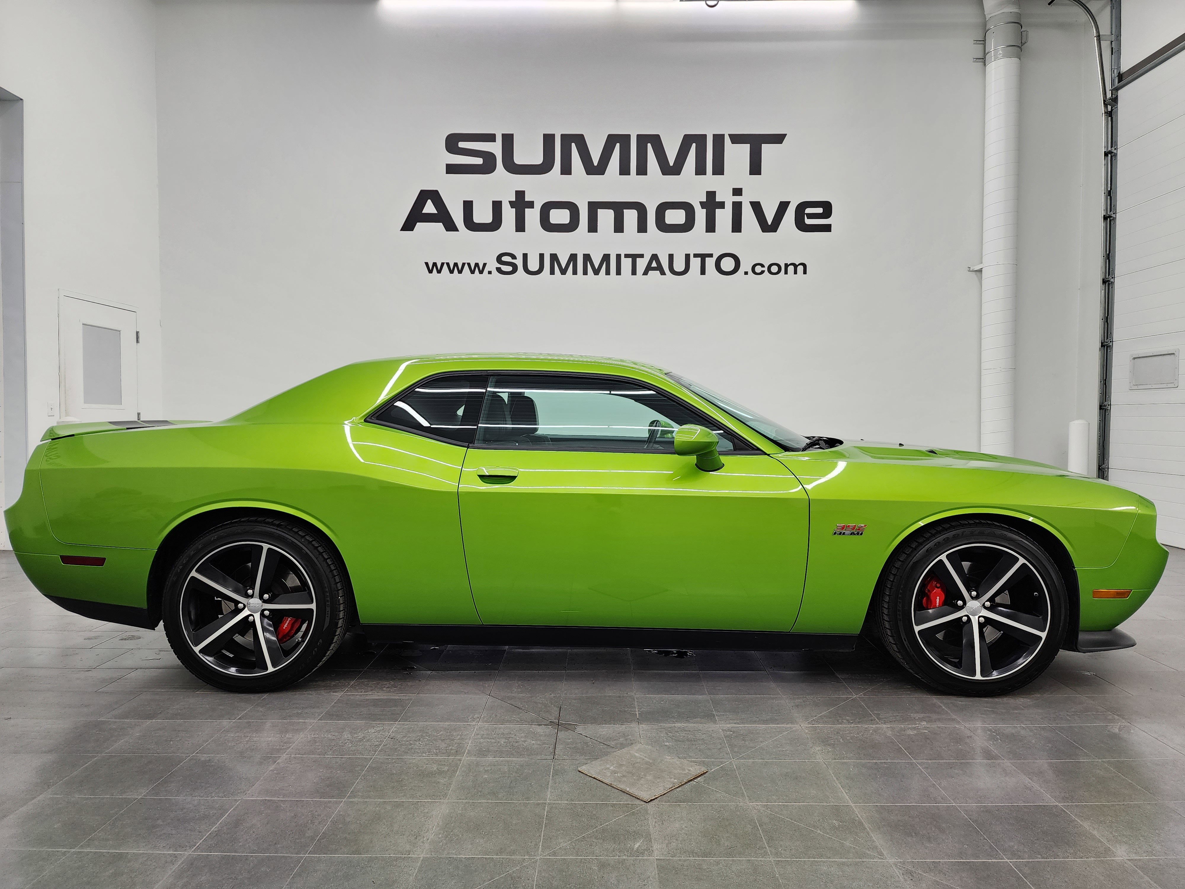 Used 2011 Dodge Challenger SRT8 w/ Green w/Envy Group image 56