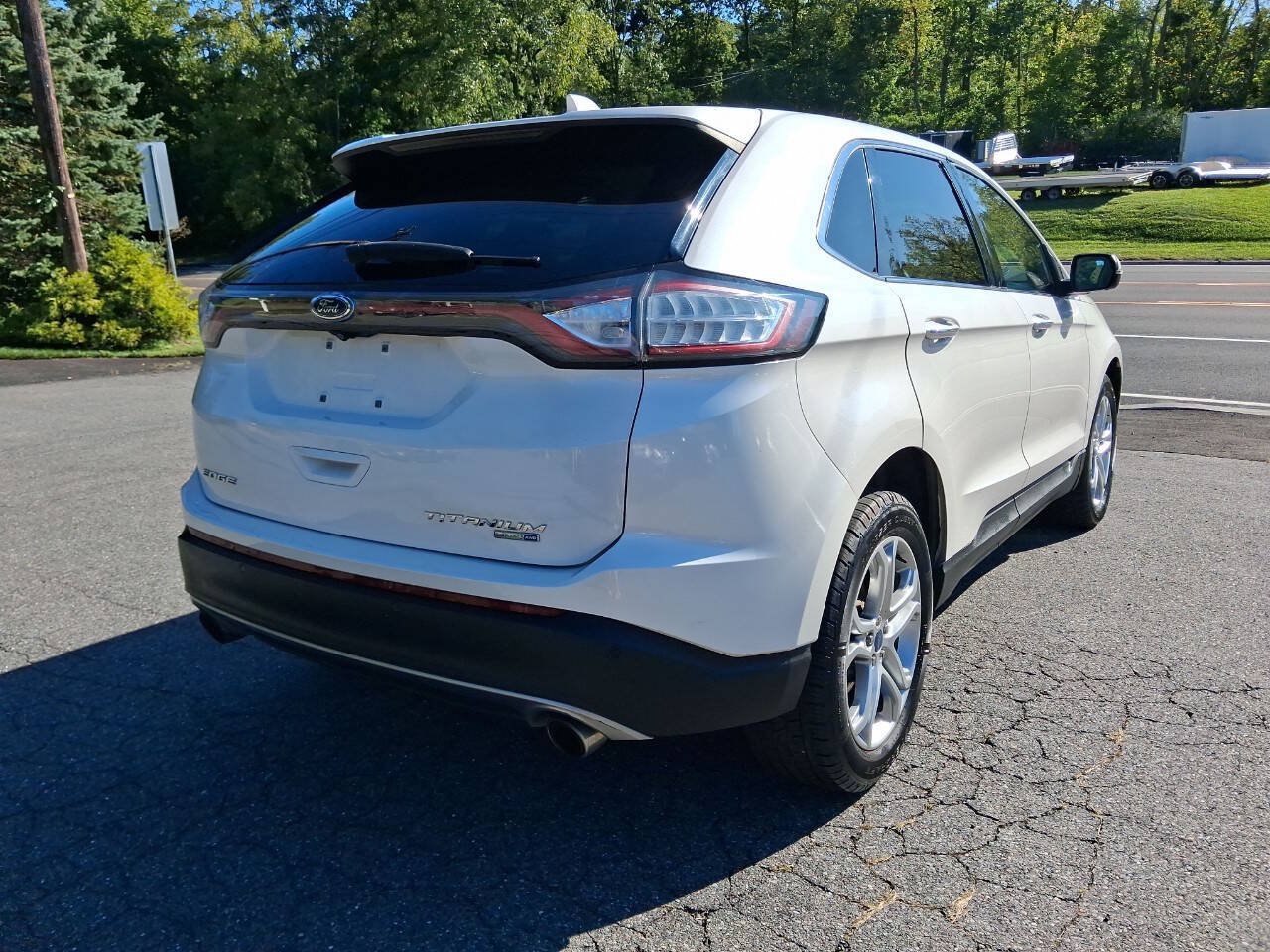 Used 2017 Ford Edge Titanium w/ Technology Package AWD/4WD image 10
