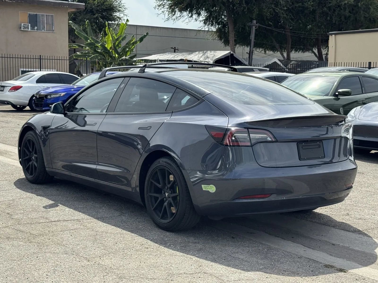 Used 2023 Tesla Model 3 Standard Range image 2