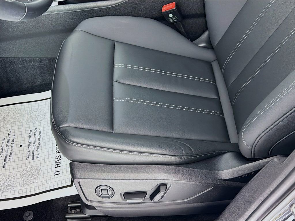 Used 2025 Audi Q5 Premium Plus w/ Premium Plus image 20