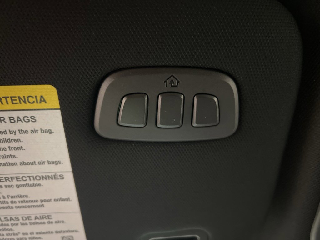 New 2026 Ford Explorer ST-Line w/ ST-Line Street Pack image 24