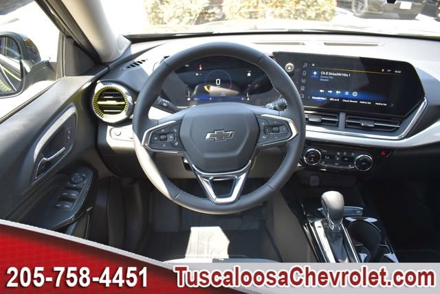 New 2026 Chevrolet Trax LT w/ Midnight Edition FWD image 18
