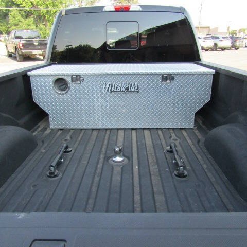 Used 2017 Ford F450 Platinum w/ Platinum Ultimate Package AWD/4WD image 6