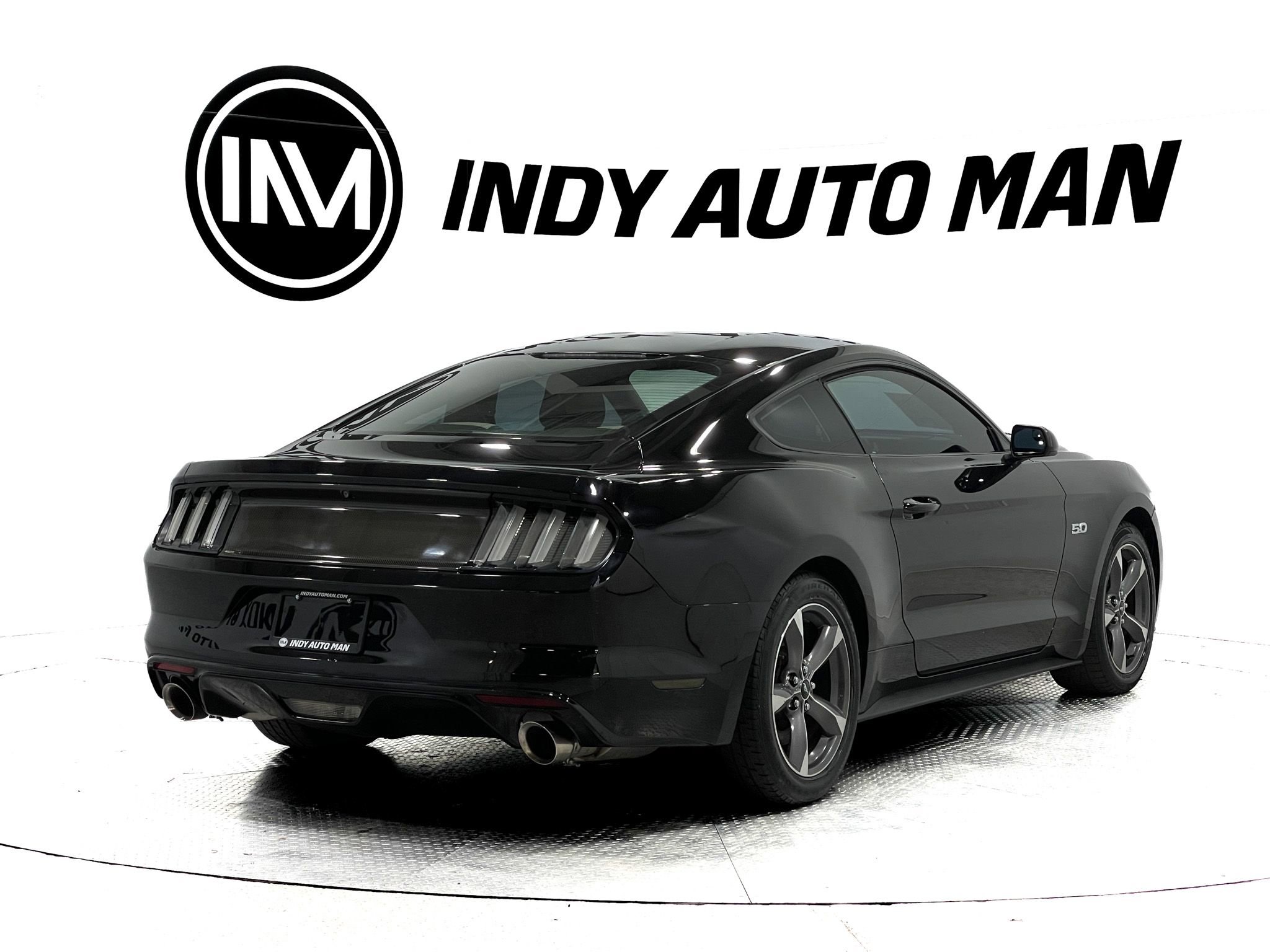Used 2015 Ford Mustang GT image 4