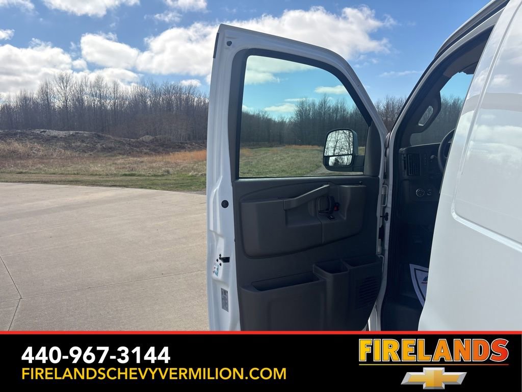New 2024 Chevrolet Express 2500 w/ Driver Convenience Package image 9