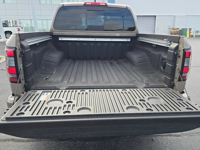 Certified 2024 Nissan Frontier PRO-4X w/ Pro Premium Package AWD/4WD image 16