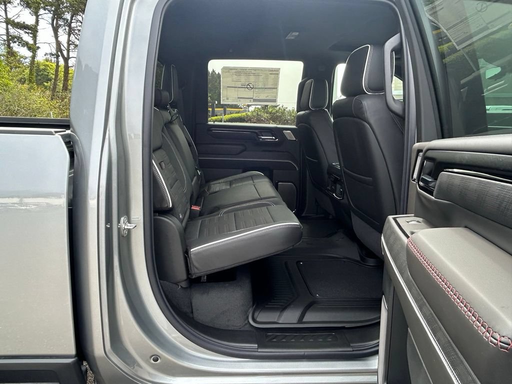 New 2026 GMC Sierra 2500 AT4X AWD/4WD image 37