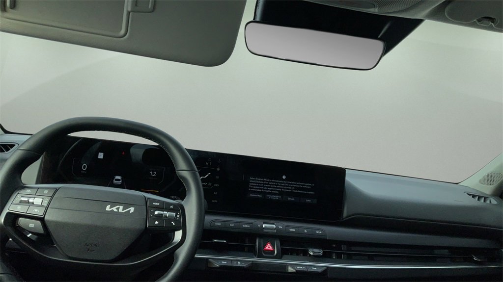 Used 2025 Kia K4 EX image 20