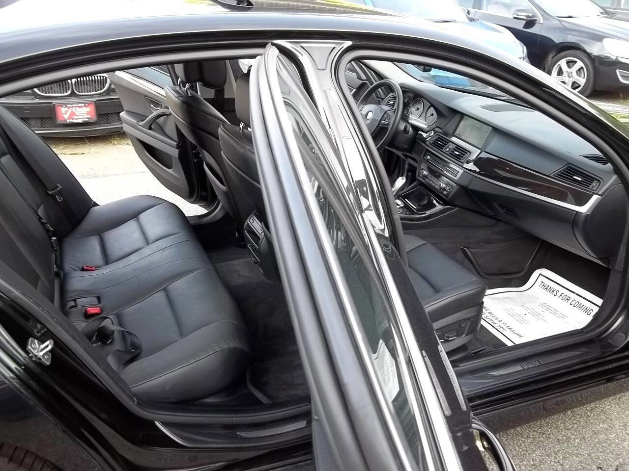 Used 2012 BMW 535i xDrive Sedan image 10