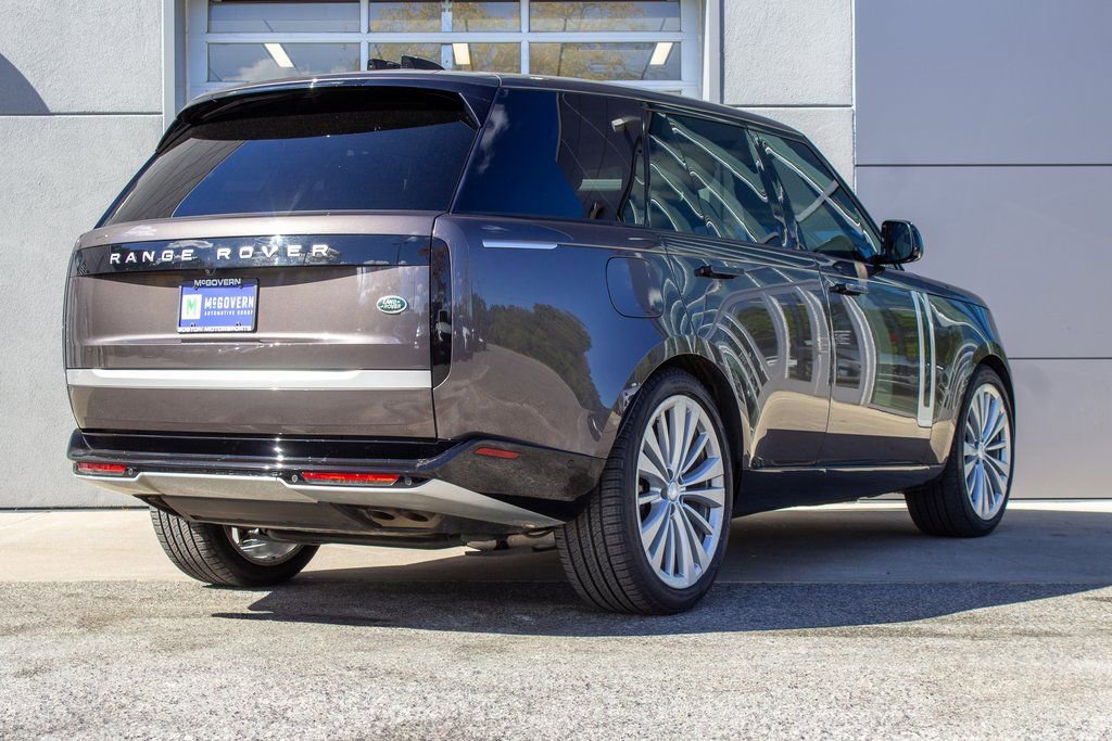 Used 2023 Land Rover Range Rover First Edition AWD/4WD image 10