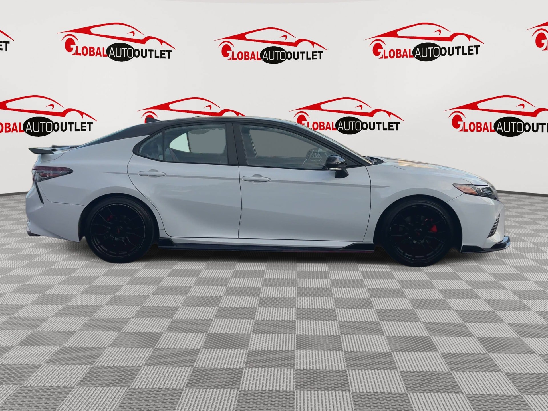 Used 2021 Toyota Camry TRD w/ TRD Package w/JBL Audio FWD image 9