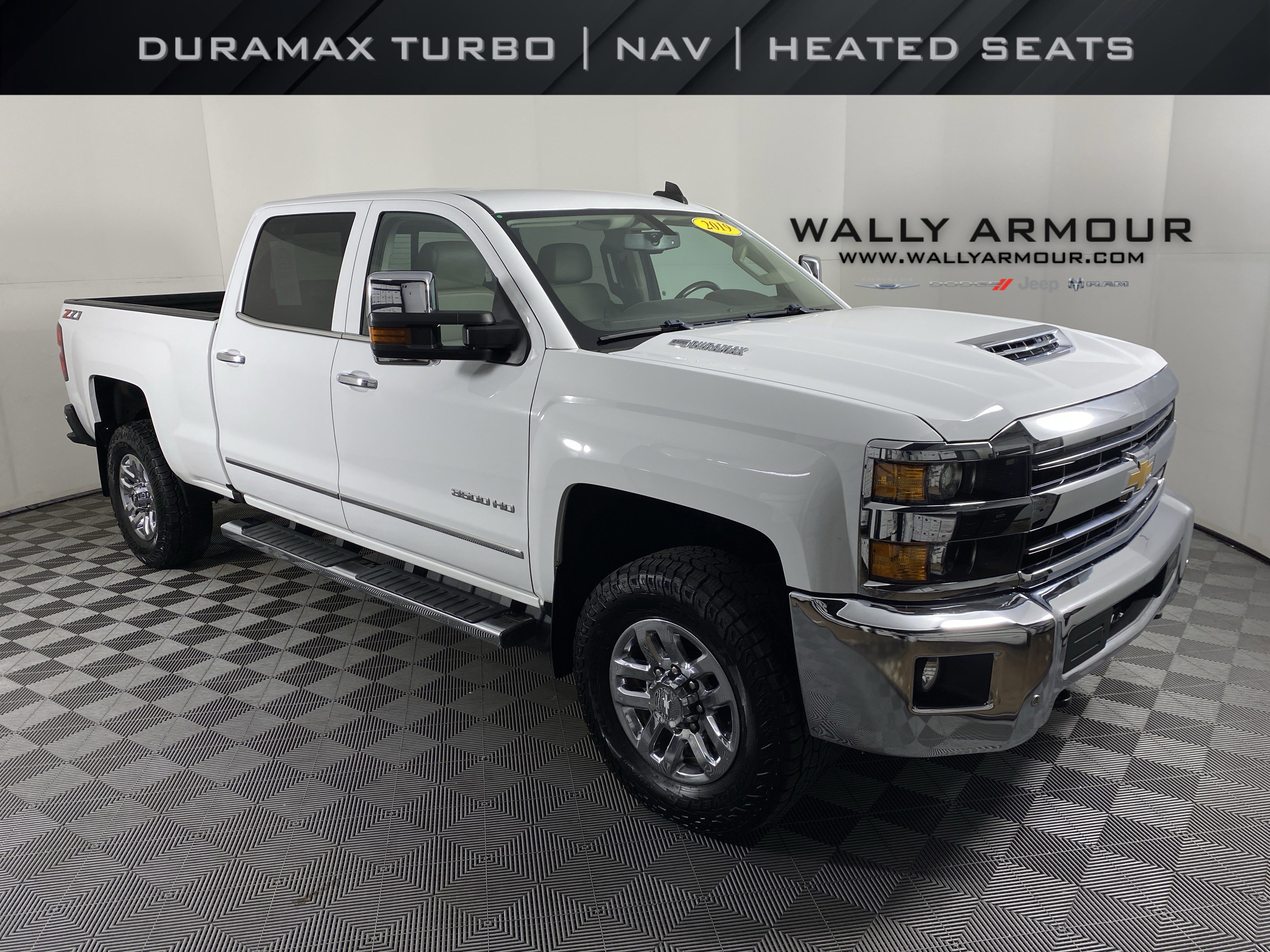 Used 2019 Chevrolet Silverado 3500 LTZ image 1