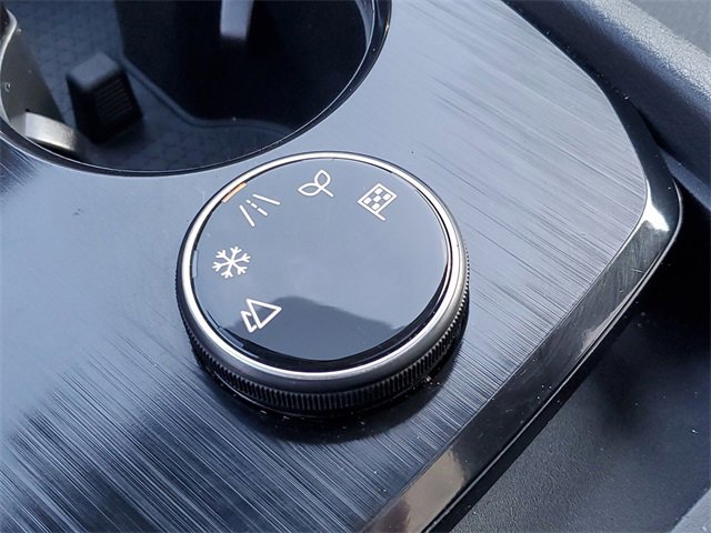 Used 2021 Nissan Rogue SV w/ Premium Package image 19