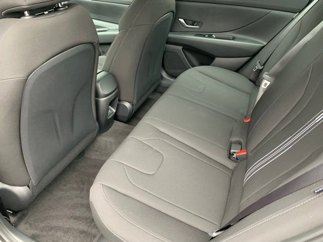 New 2026 Hyundai Elantra Blue image 11