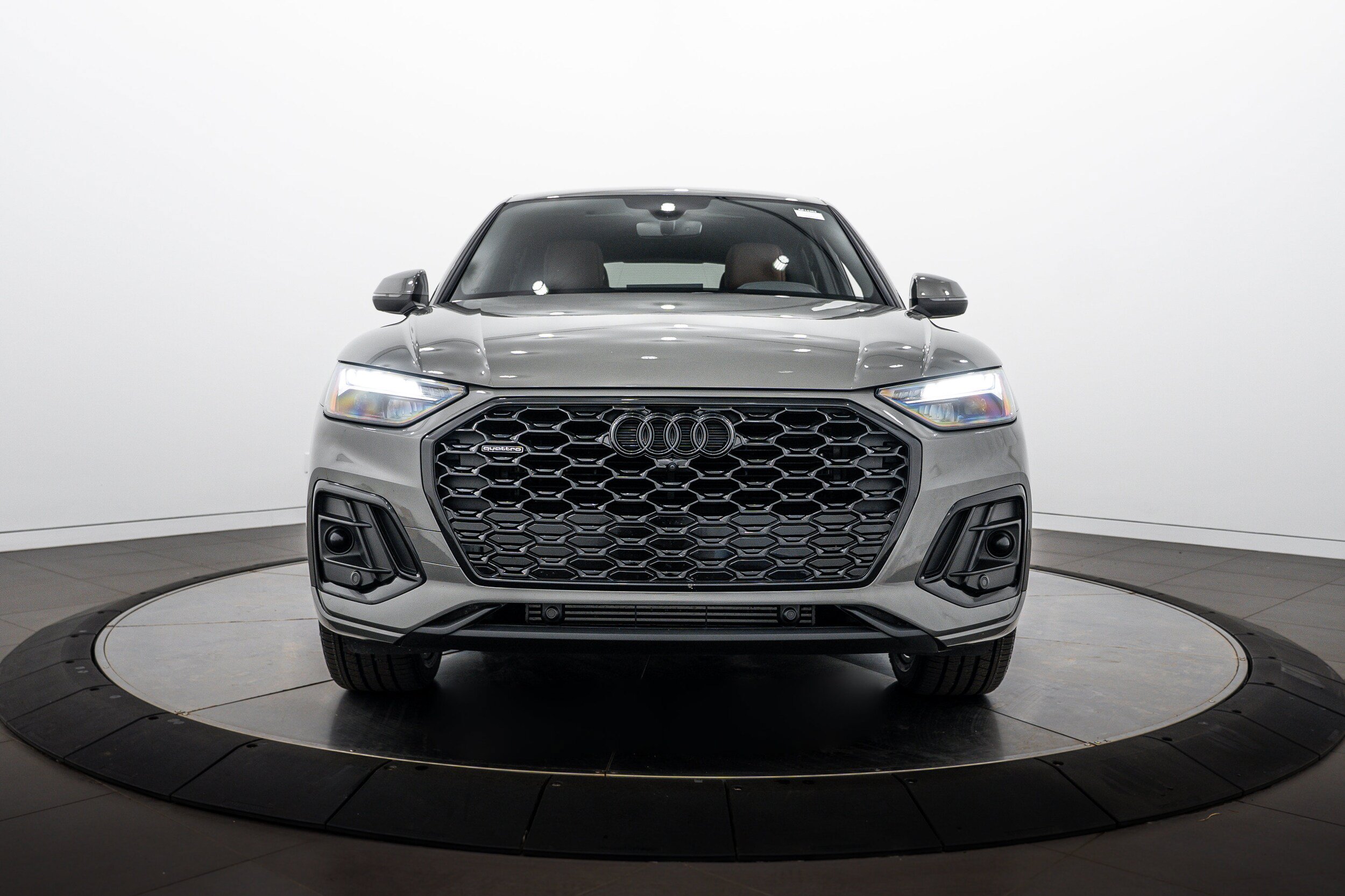Certified 2023 Audi Q5 2.0T Premium Plus w/ Premium Plus Package AWD/4WD image 26