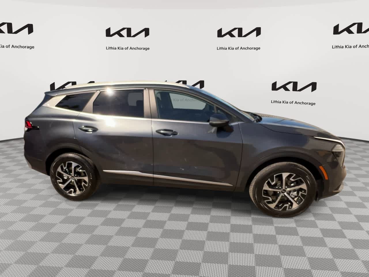 Used 2025 Kia Sportage EX AWD/4WD image 18