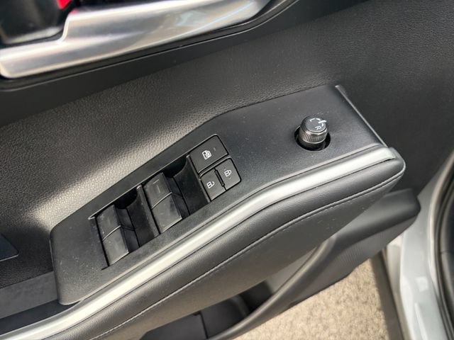 Used 2026 Toyota Highlander XLE AWD/4WD image 31