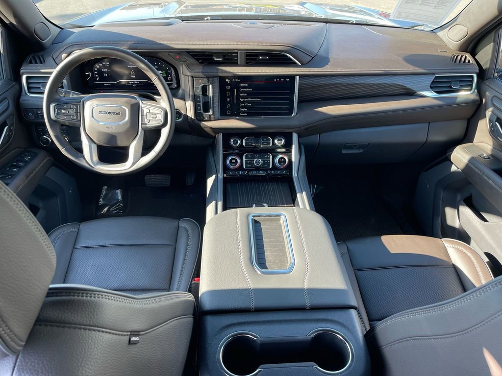 Used 2024 GMC Yukon Denali image 15