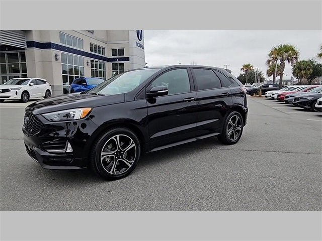 Used 2020 Ford Edge ST image 36