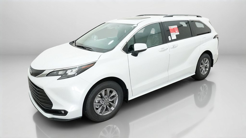 New 2026 Toyota Sienna XLE