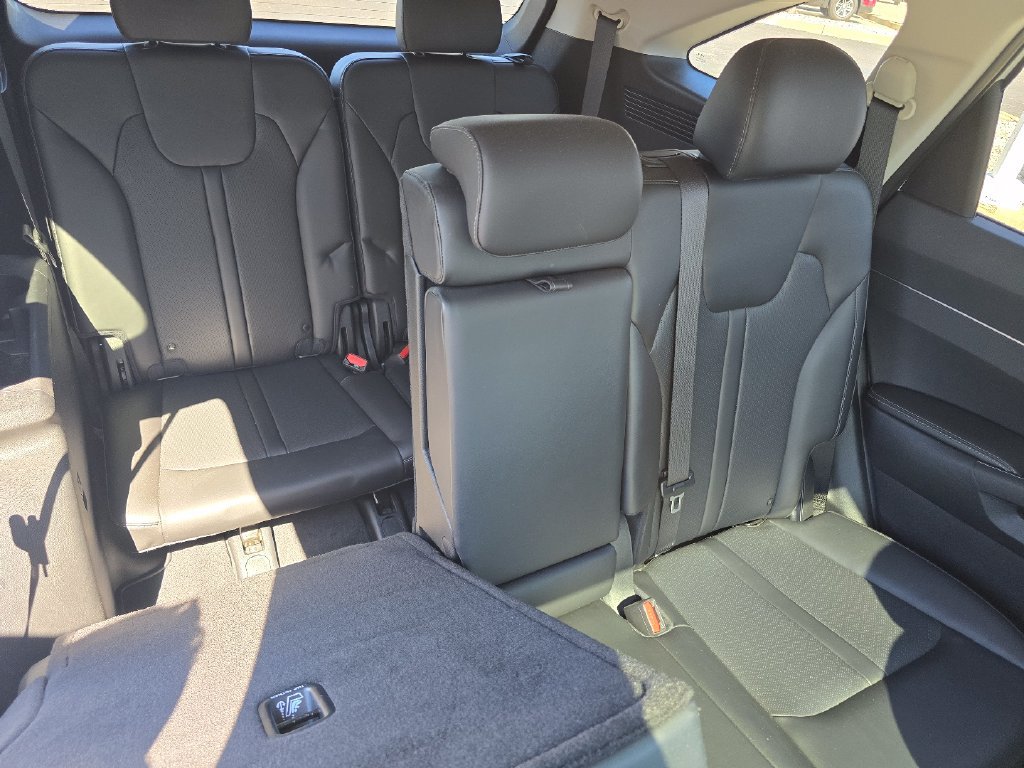 Used 2023 Kia Sorento S w/ Panoramic Sunroof Package AWD/4WD image 26