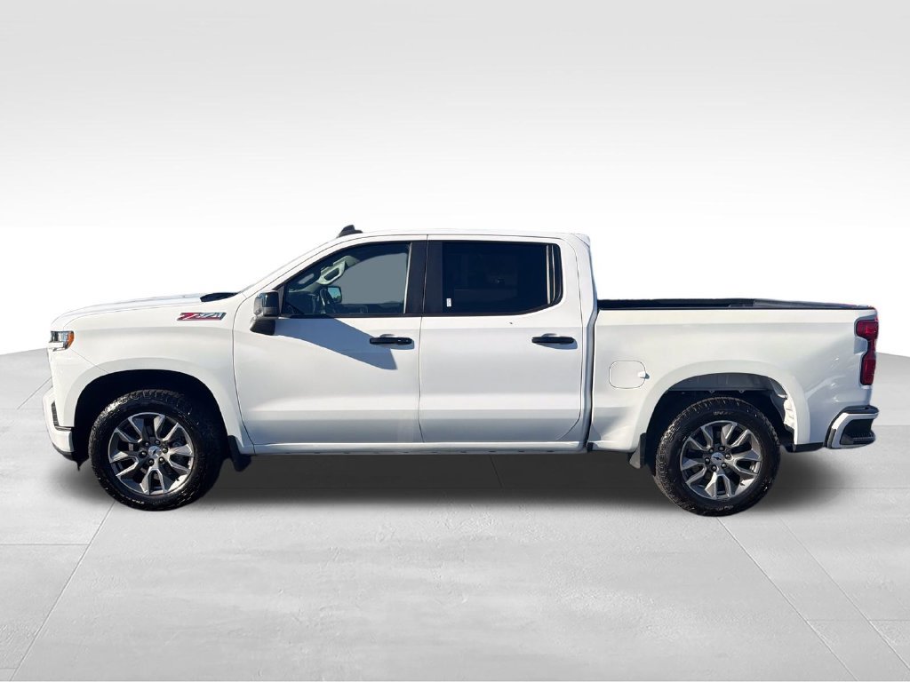 Used 2022 Chevrolet Silverado 1500 RST w/ Z71 Off-Road Package AWD/4WD image 2