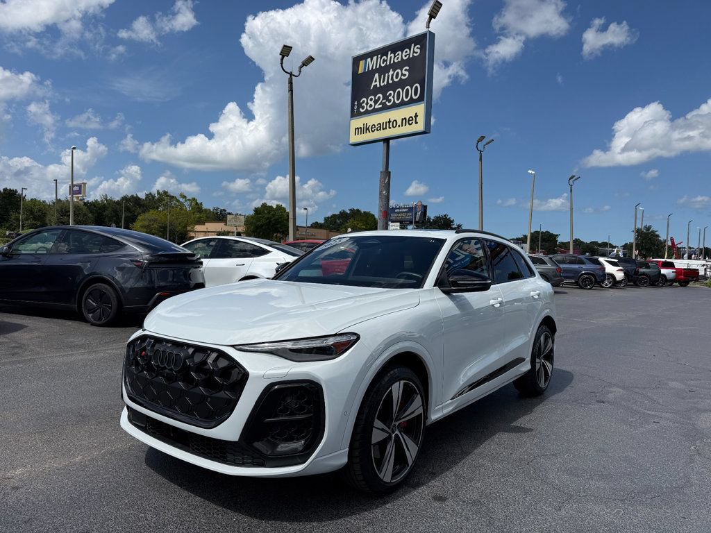 Used 2025 Audi SQ5 Premium Plus AWD/4WD image 1