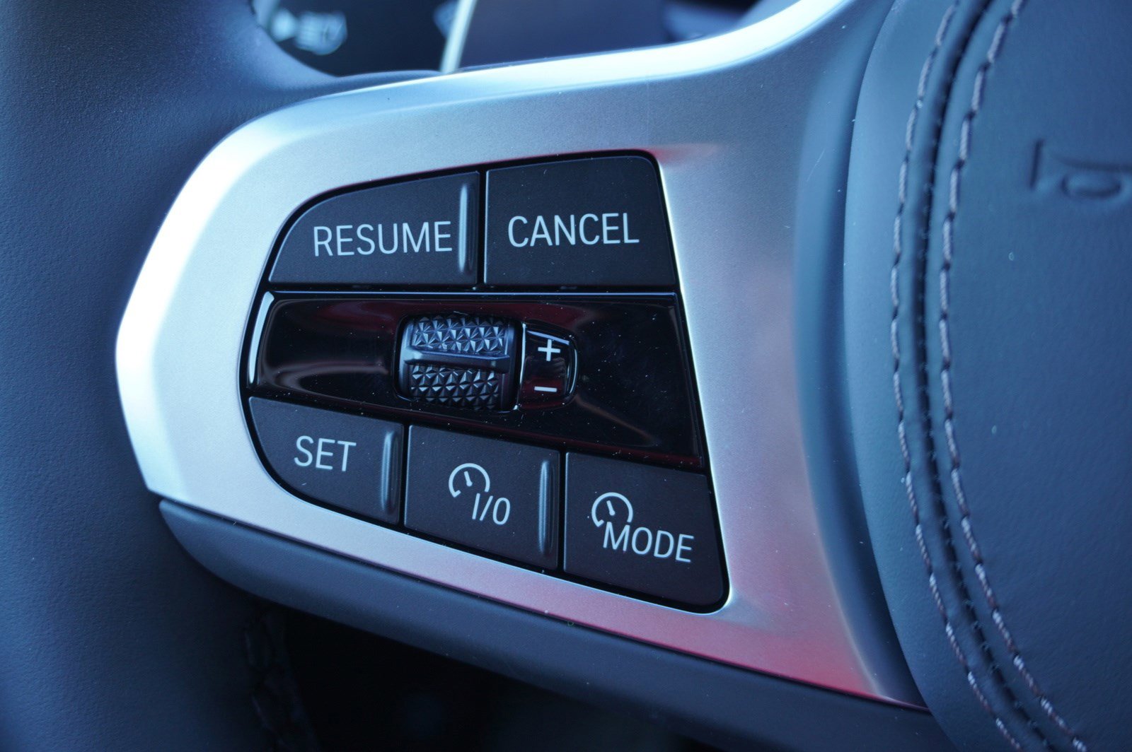 New 2025 BMW X7 xDrive40i w/ M Sport Package image 17