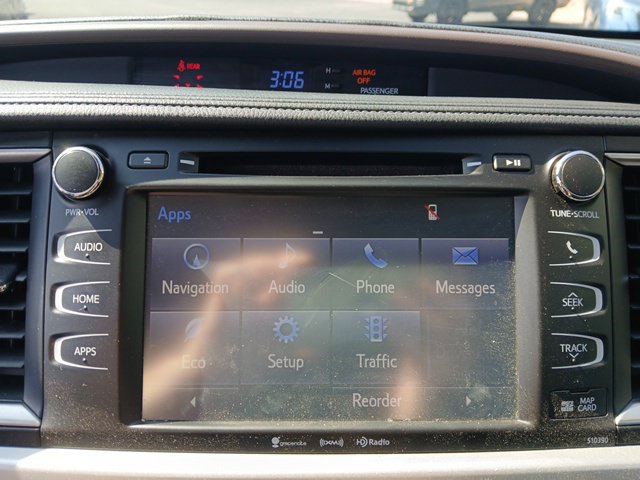Used 2019 Toyota Highlander XLE AWD/4WD image 27